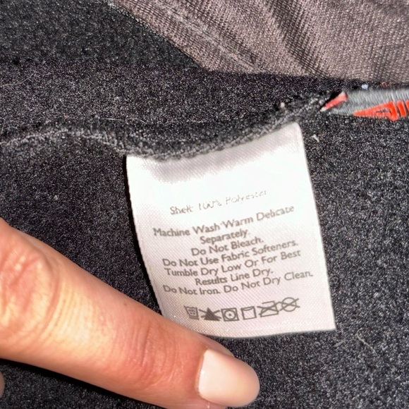 Eddie Bauer Black Fleece Vest Zip Up Men’s XL Cozy Casual Outdoor Autumn Fishing - Picture 10 of 14